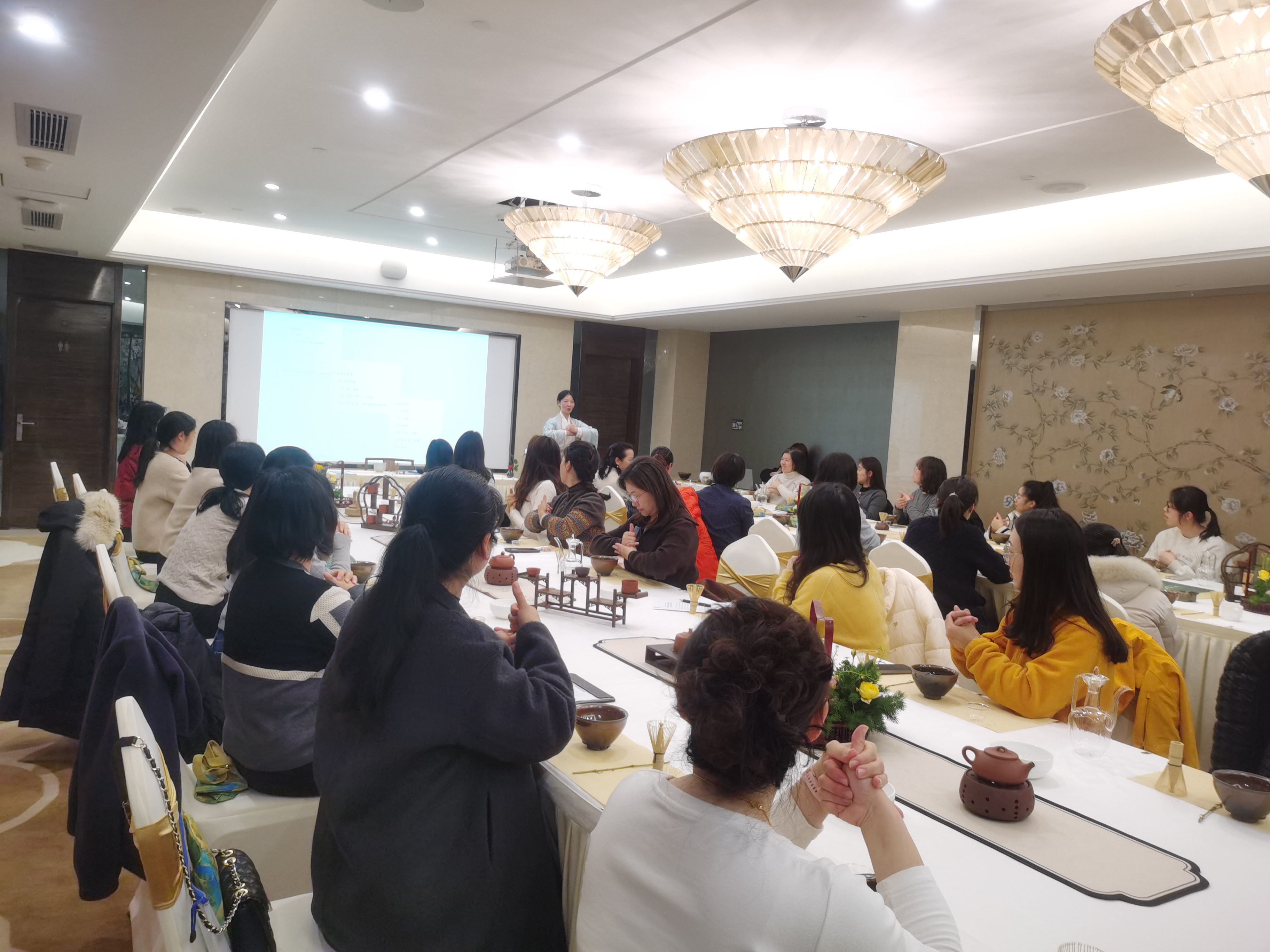 1741420459701347.jpg 1741420459701347.jpg